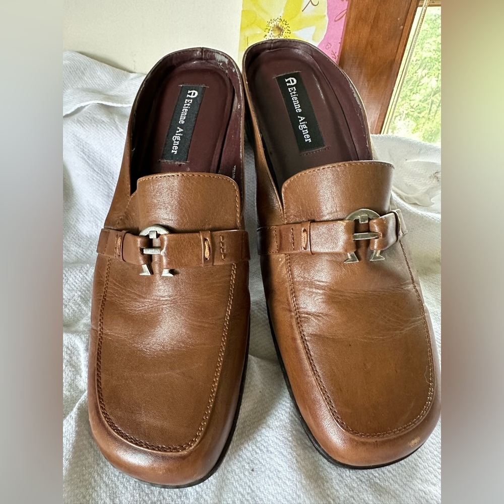 Size 10 aigner slip on flats